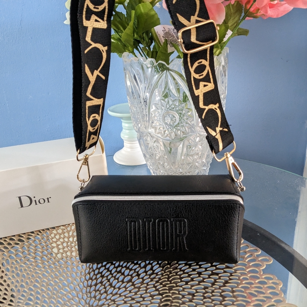Dior - Picture 2 of 11